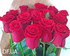 Bouquets of 15 roses