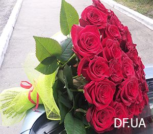 Bouquet of 23 roses