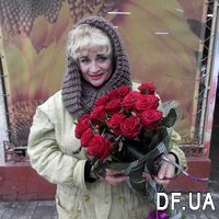 15 scarlet roses - Photo 3