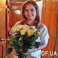 Bouquet of 11 yellow roses - Photo 1