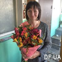 Nice bouquet of alstroemerias - Photo 1