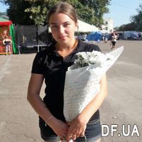 Bouquet with chamomiles - Photo 2