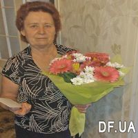 Сute mini bouquet of flowers - Photo 1