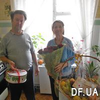 Popular bouquet of roses - Photo 1