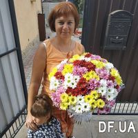 Bright bouquet of chrysanthemums - Photo 1