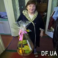 Fruits in a gift basket - Photo 4