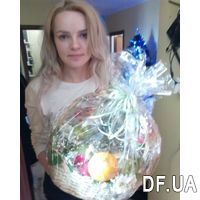 Basket with flowers and fruits - Photo 5