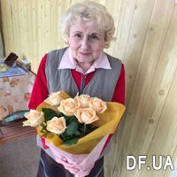 Кремовые розы поштучно - Фото 1