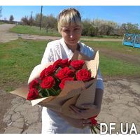 Bouquet of 11 red roses - Photo 16