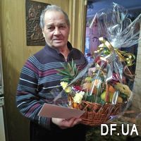 Fruit basket and flowers