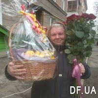 Red roses on a long leg - Photo 3
