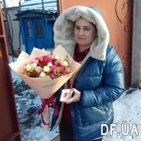 Bouquet of mini roses - Photo 1