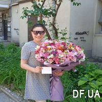 Bouquet of 101 alstroemerias - Photo 1