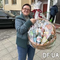 Basket with beer and nuts for men - Photo 1