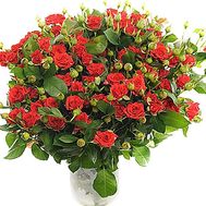 Bouquet of small roses