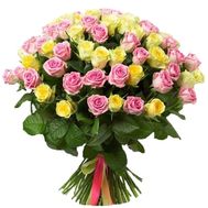 Bouquet of pink and yellow roses