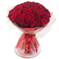 47 red roses
