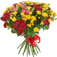Bouquet of small roses