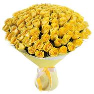 Huge bouquet of yellow roses
