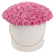 101 roses in a hat box
