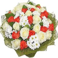 Flowers as a gift to a woman
