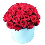 Beautiful round box of red roses