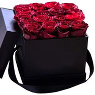 Red roses in a black box