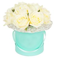 Round box with roses
