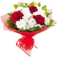 A small bouquet of flowers