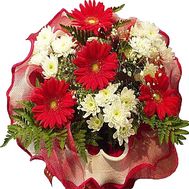 Mini bouquet of fresh flowers