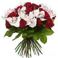 Lush bouquet of flowers