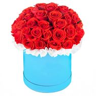 Elegant box of red roses