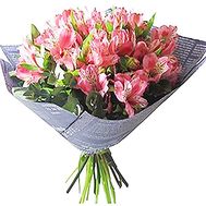 Bouquet of pink flowers