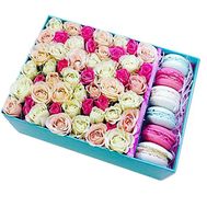 Live flowers with pasta