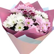 5 chrysanthemums bouquet