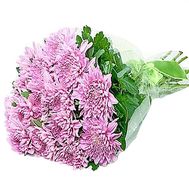 Bouquet of large chrysanthemums