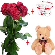 Bouquet of roses and rafaello and teddy bear