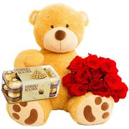 Huge bear with roses and sweets