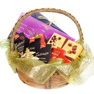 Gift basket for woman