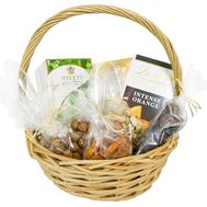 Gift basket with tea