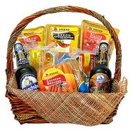 Gift basket with beer for men