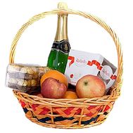 Gift basket with champagne and fruits