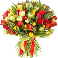 Chic bouquet of tulips