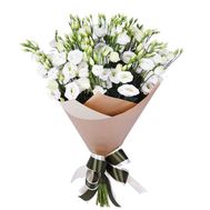 Bouquet of lisianthus