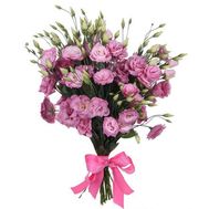 Bouquet of pink roses