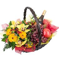 Fruit basket with flowers