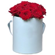 15 roses in a hat box