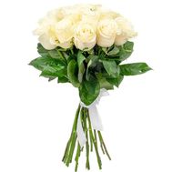 17 white roses