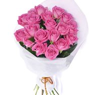 19 pink roses