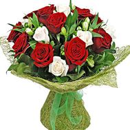 Bouquet of chic flowers